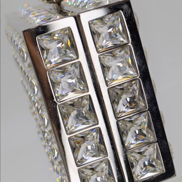 Judith Leiber clutch- final clearance price - Picture 4 of 6